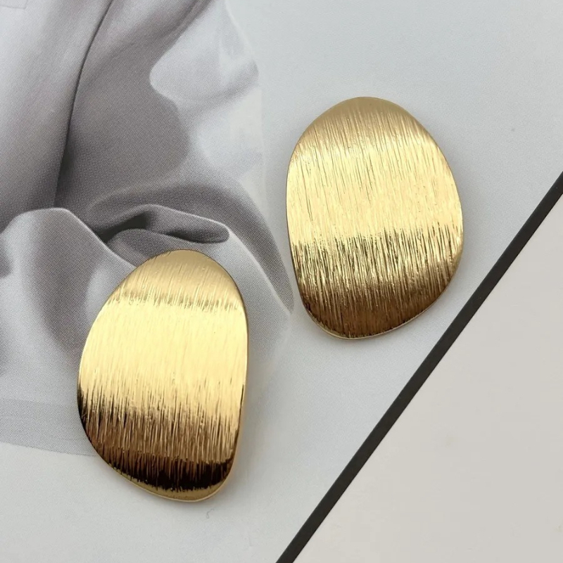 Chalk Bag - Novos Brincos de Metal com Design